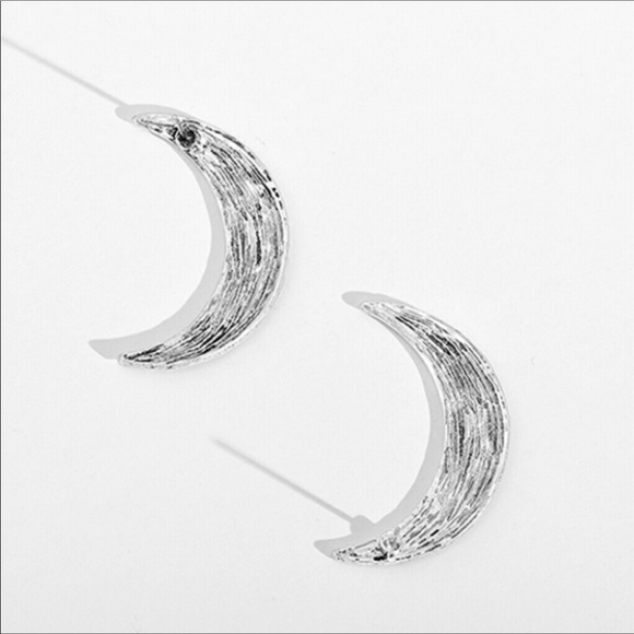 BOGO Moon Statement Stud Silver Earrings 🌙 - Picture 4 of 7